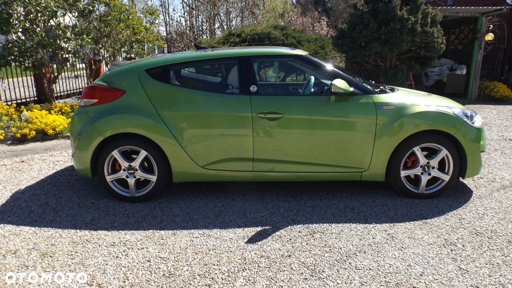 Hyundai Veloster 1.6 DCT Premium - 3