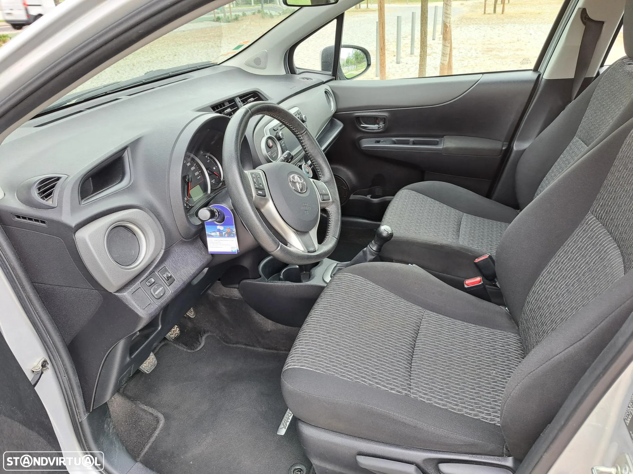 Toyota Yaris 1.0 VVT-i Trend - 9