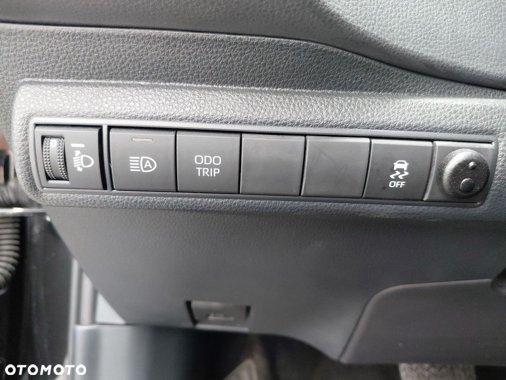 Toyota Corolla 1.8 Hybrid Comfort - 21