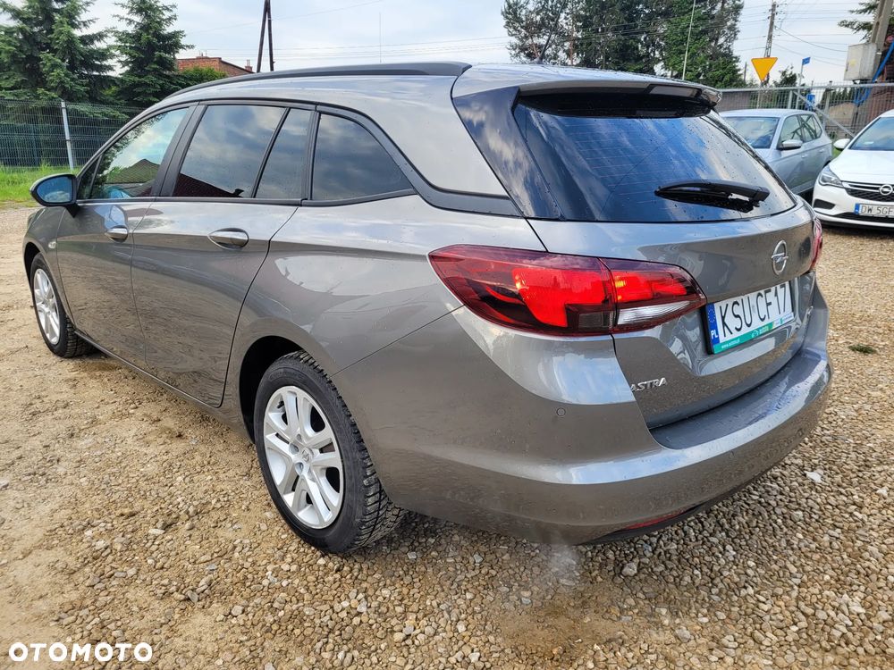 Opel Astra 1.4 T Enjoy - 18
