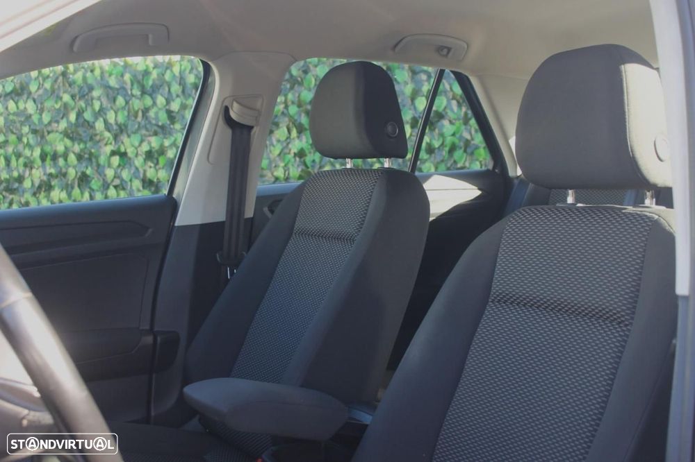 VW T-Roc 1.0 TSI - 13