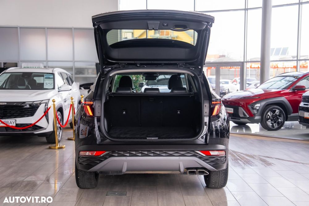 Hyundai Tucson 1.6 T-GDi HEV 2WD Advantage - 12