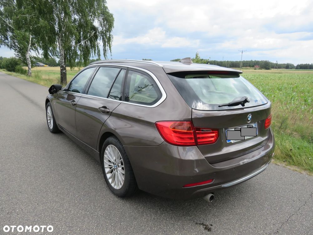 BMW Seria 3 320d Luxury Line - 6