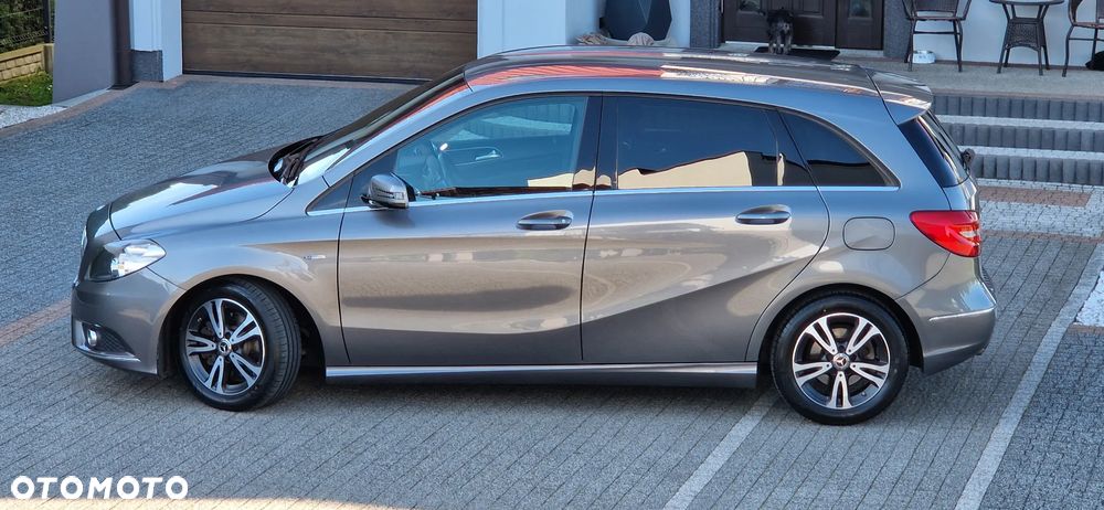 Mercedes-Benz Klasa B 180 7G-DCT Edition - 10