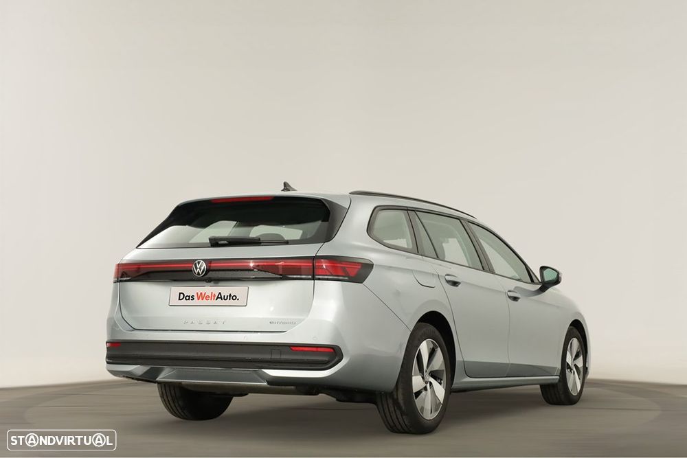VW Passat Variant 1.5 TSI eHybrid DSG - 4