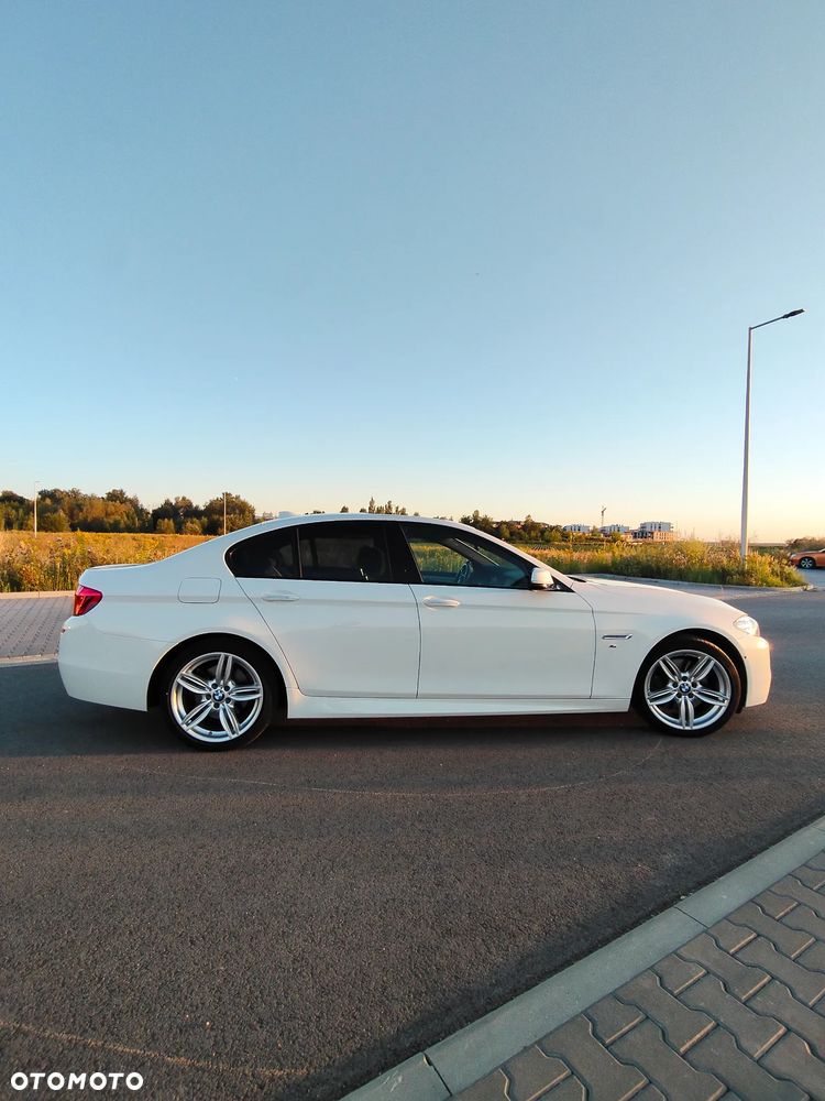 BMW Seria 5 528i xDrive - 5