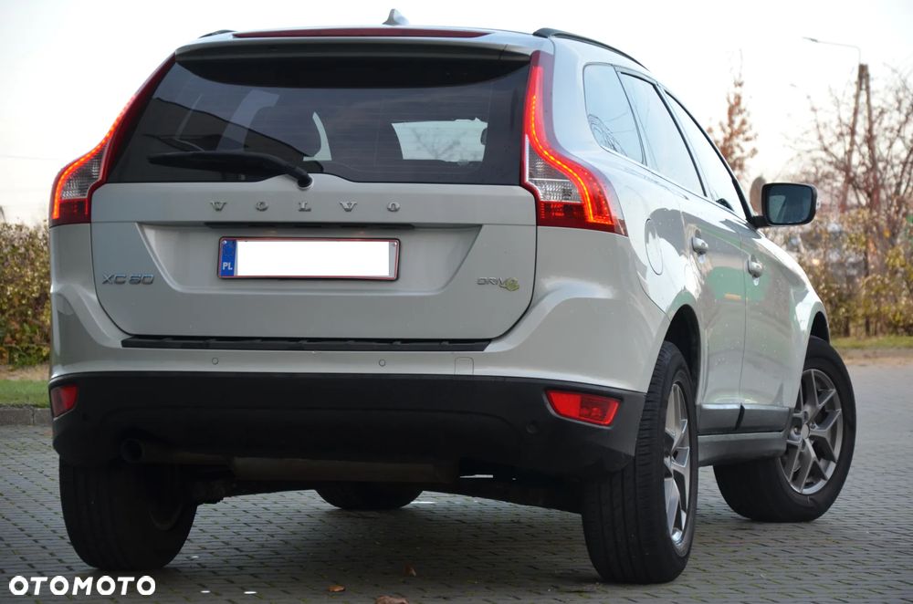 Volvo XC 60 D4 Momentum - 7