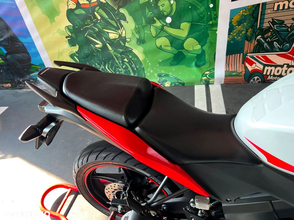 Honda CBR - 11