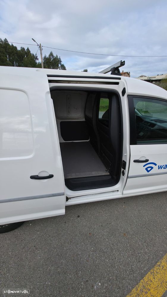 VW Caddy Maxi - 15