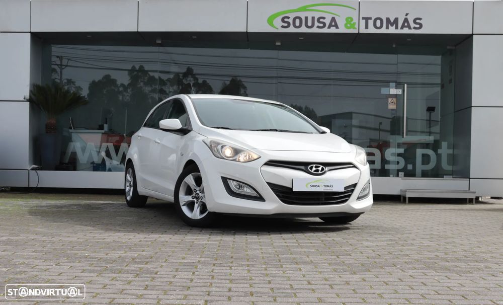 Hyundai i30 1.6 CRDI Blue Comfort - 1