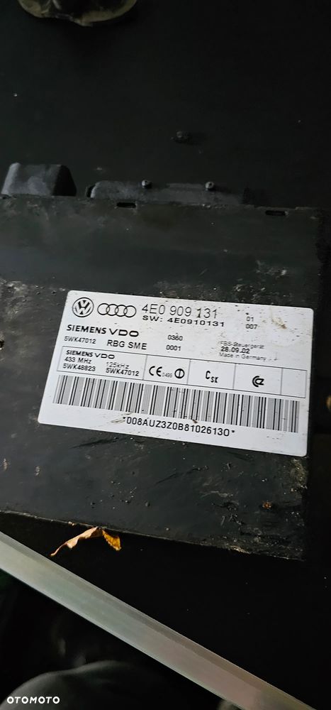 Moduł sterownik Kessy komputer Keyless Audi A8 4E0909131 - 1