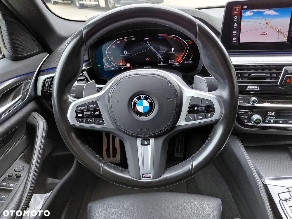 BMW Seria 5 520d M Sport Edition - 25