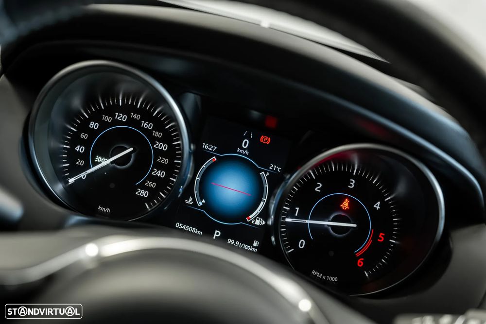 Jaguar XE 2.0 D R-Sport Aut. - 11