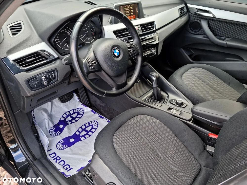 BMW X1 sDrive18i - 9