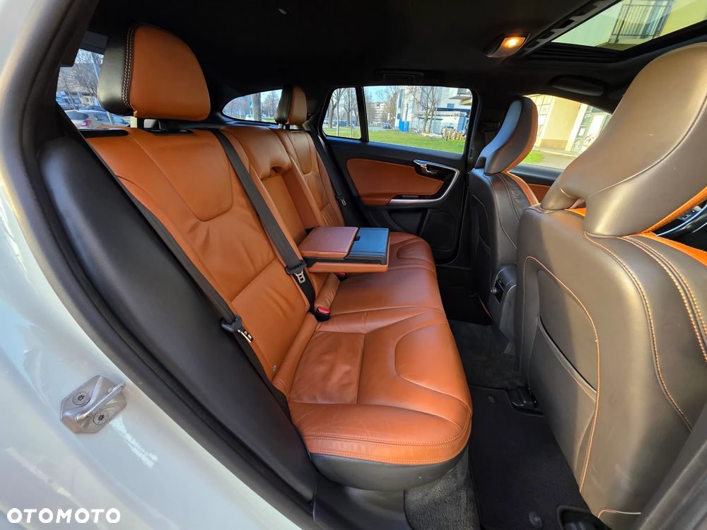 Volvo V60 - 33