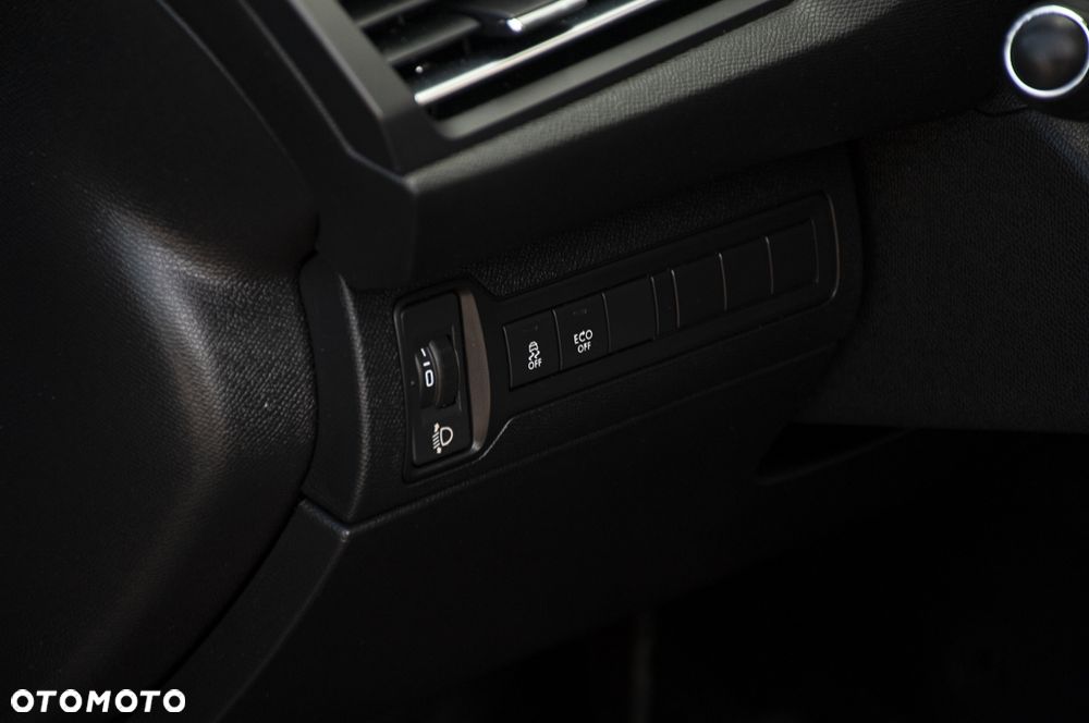 Peugeot 308 BlueHDi 150 Automatik Stop & Start Allure - 31