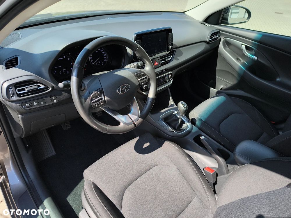 Hyundai i30 1.0 T-GDI Smart DCT - 9