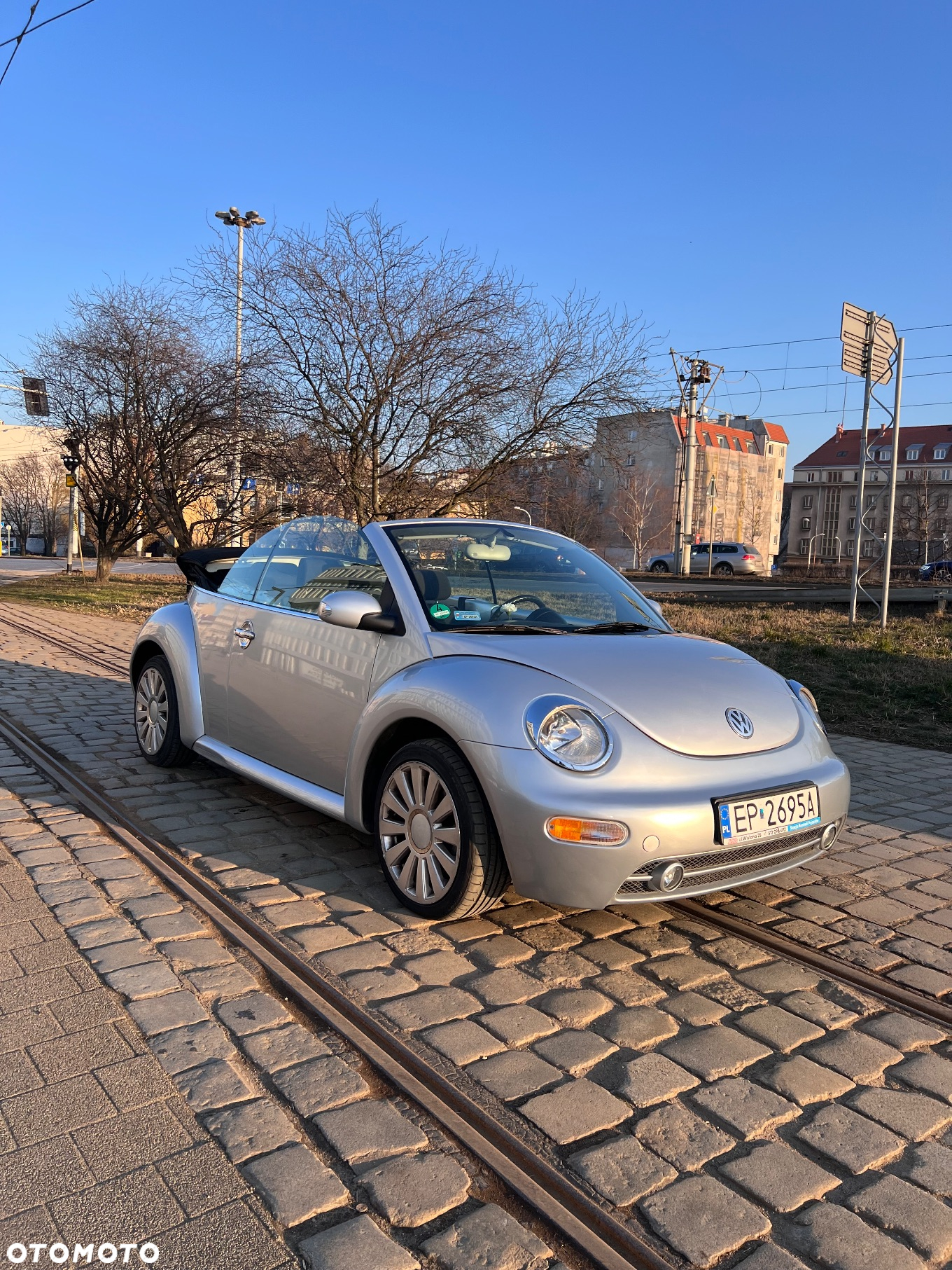 Volkswagen New Beetle Cabriolet 1.6 - 6