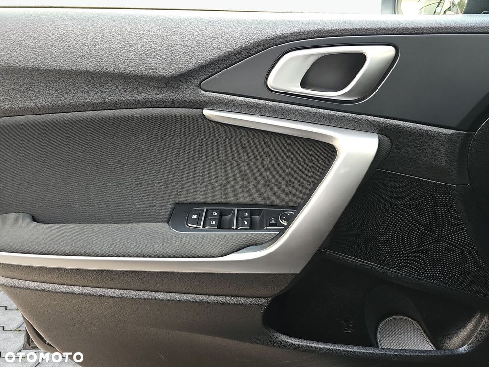 Kia Ceed 1.0 T-GDI S - 17