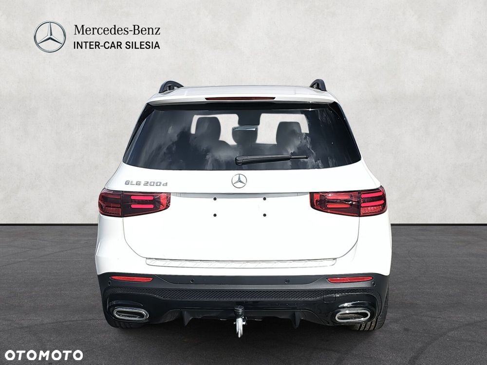 Mercedes-Benz GLB - 6