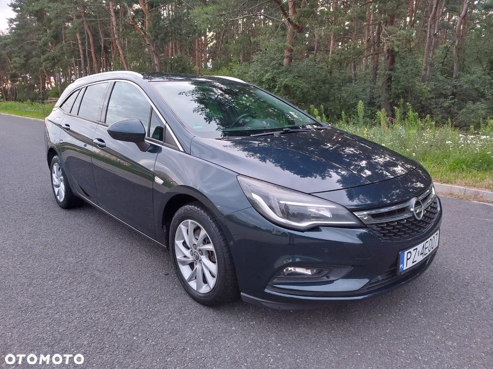 Opel Astra 1.6 CDTI Elite - 1