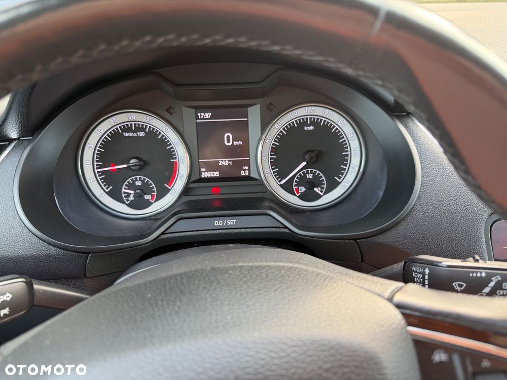 Skoda Octavia 2.0 TDI Style - 8