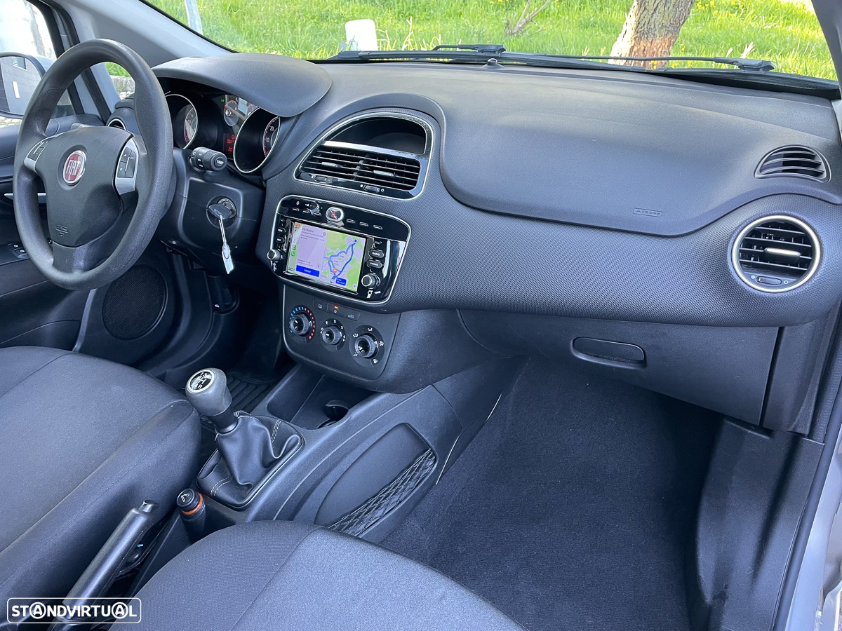 Fiat Punto 1.3 M-Jet Lounge S&S - 16