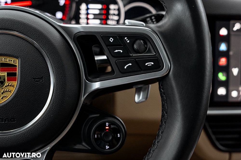 Porsche Cayenne Coupe Standard - 34
