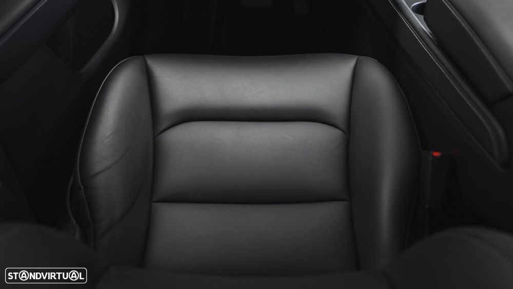 Tesla Model Y Tração Traseira - 48