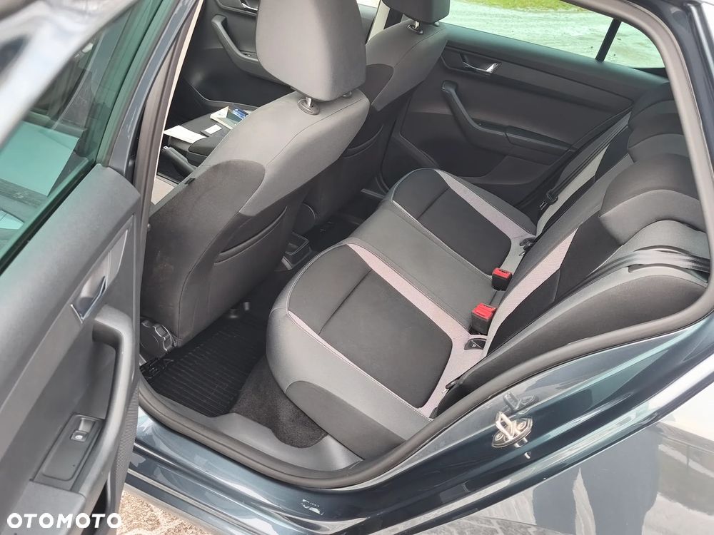 Skoda Fabia 1.2 TSI DSG Edition - 13