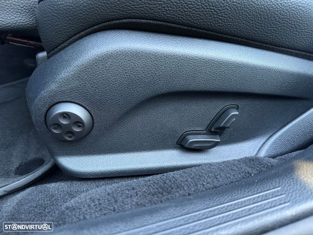 Mercedes-Benz E 220 d AMG Line 7L - 17