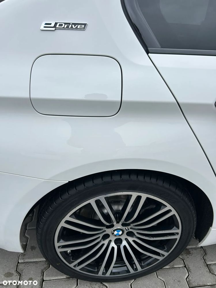 BMW Seria 5 530e iPerformance - 6