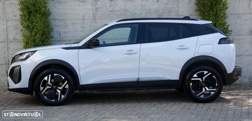 Peugeot 2008 1.2 PureTech Allure Pack EAT8 - 3