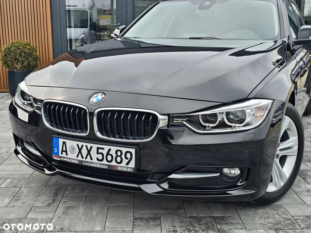BMW Seria 3 320d DPF Edition Sport - 10