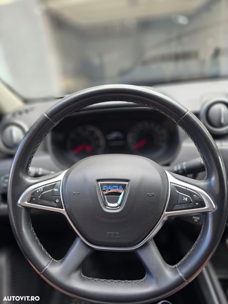 Dacia Duster 1.5 Blue dCi 4WD Prestige - 11
