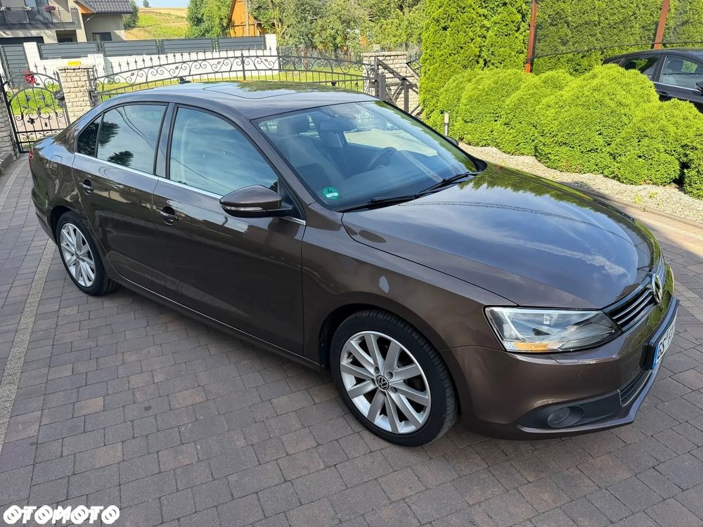 Volkswagen Jetta - 13