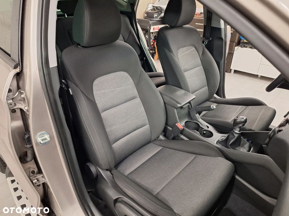 Hyundai Tucson 1.6 GDi Comfort 2WD - 17