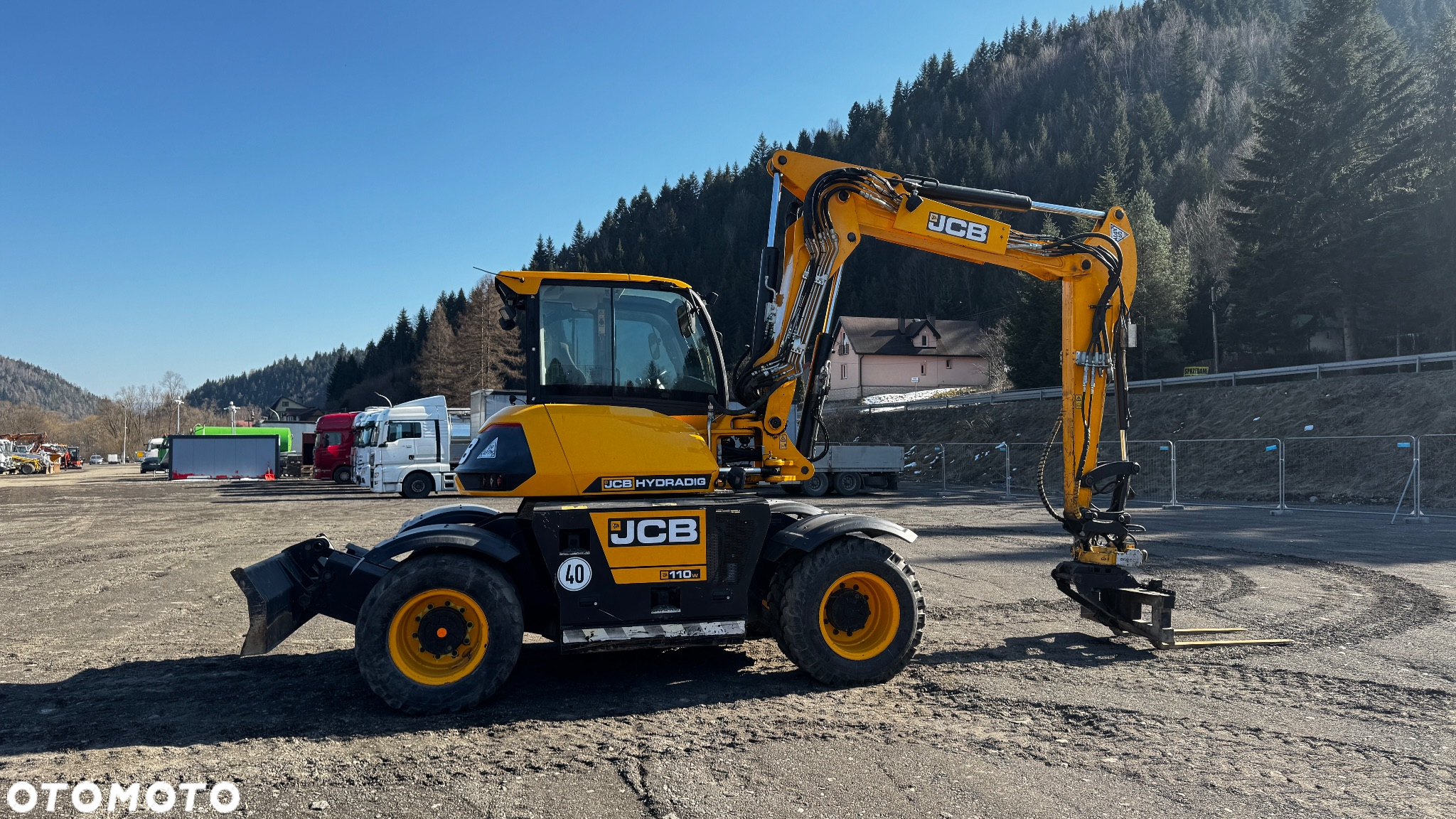 JCB HYDRADIG 110 - 6
