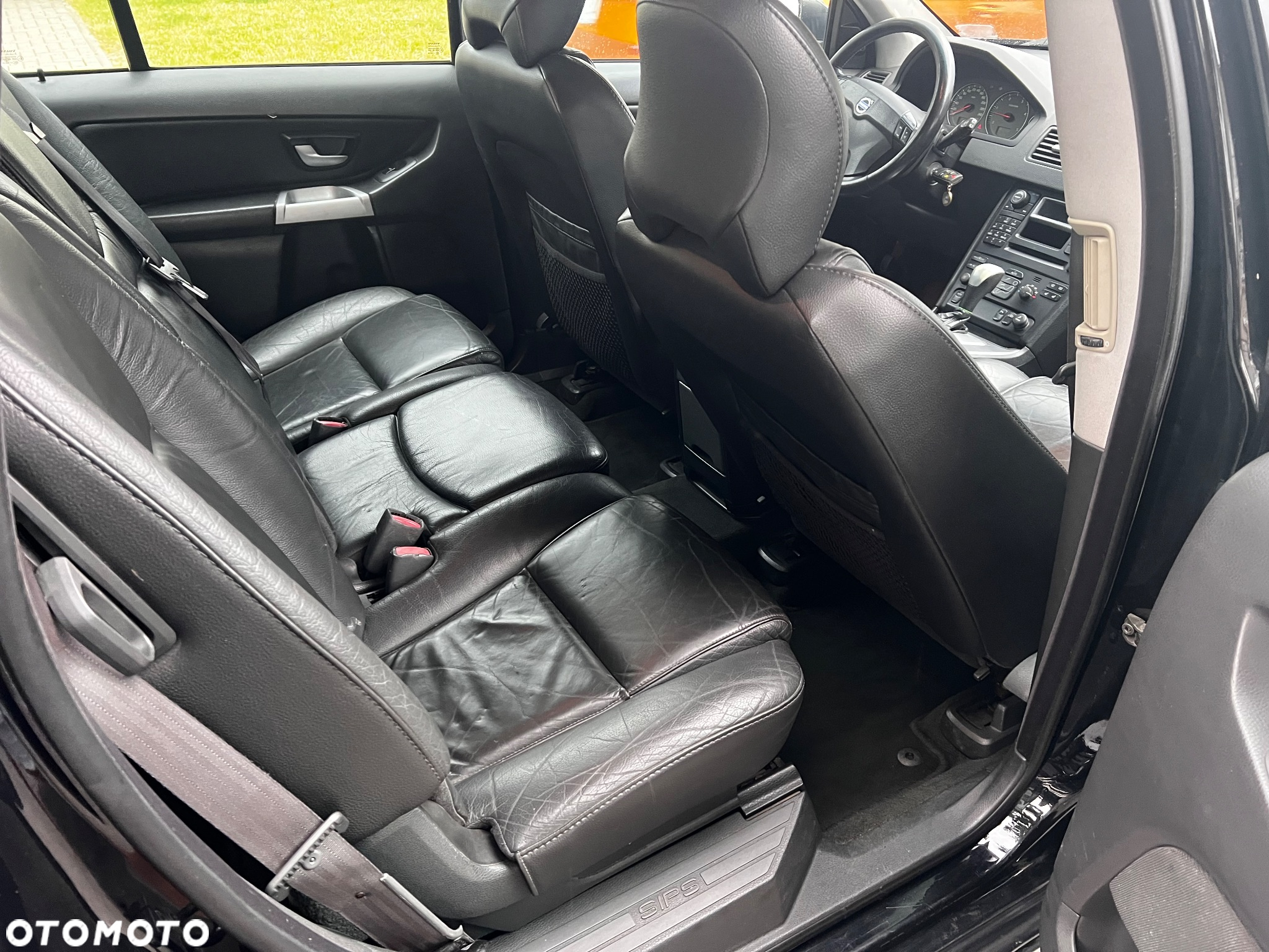 Volvo XC 90 2.4 D5 - 12