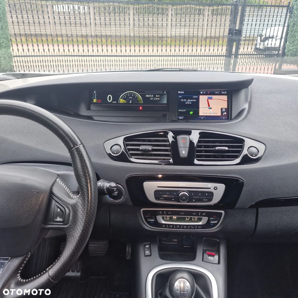 Renault Grand Scenic - 8