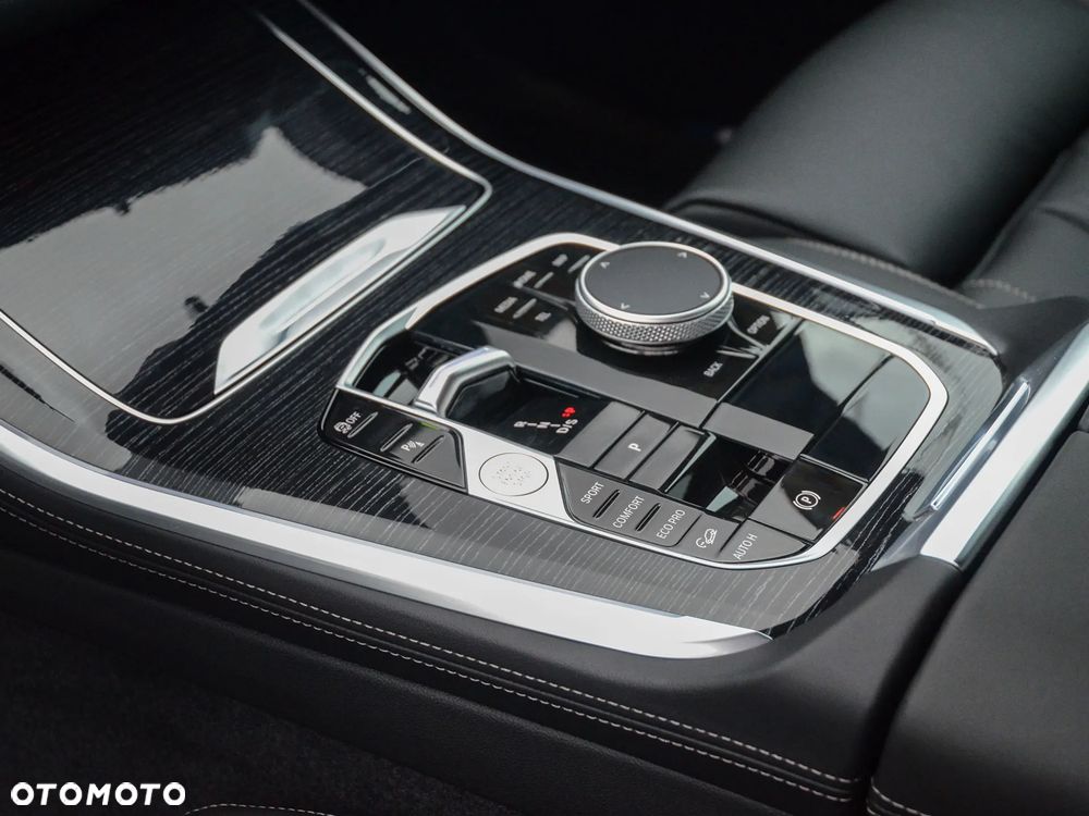 BMW X5 xDrive40d mHEV sport - 24