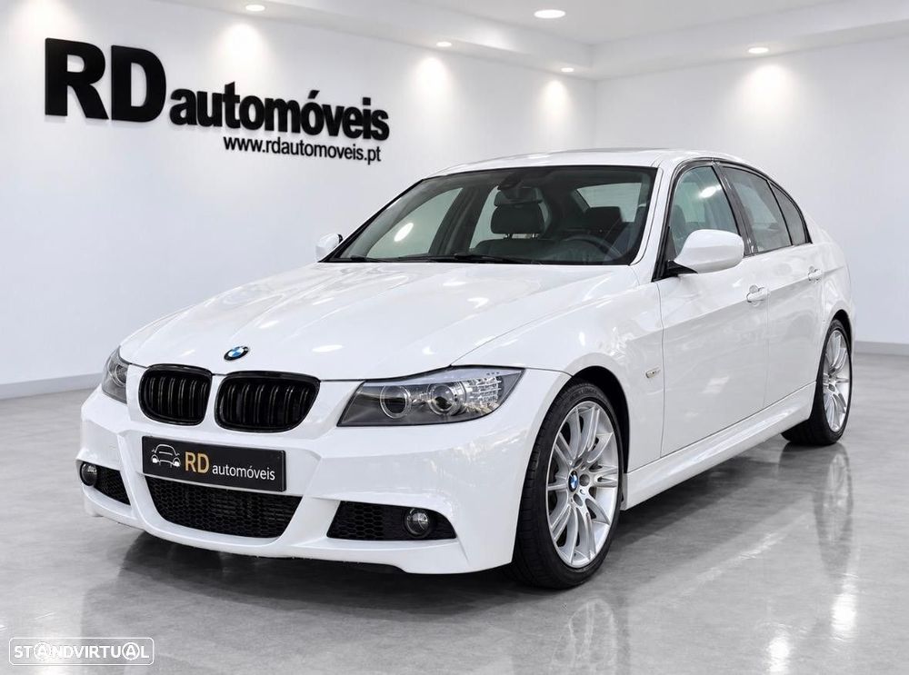 BMW 335 i Pack M - 1