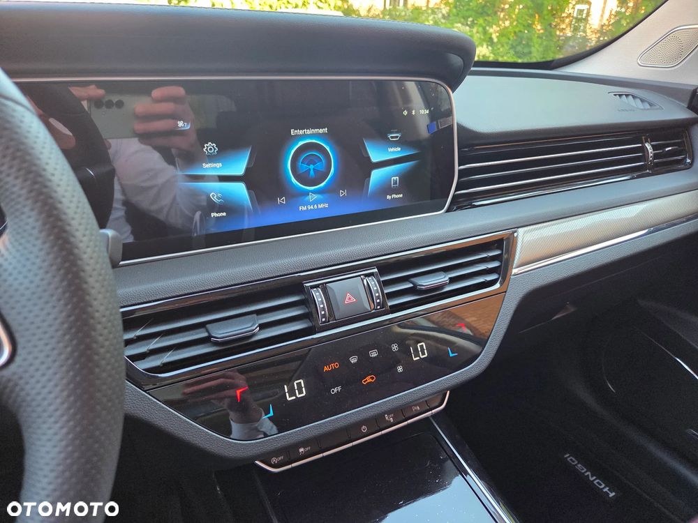 Hongqi HS5 - 22