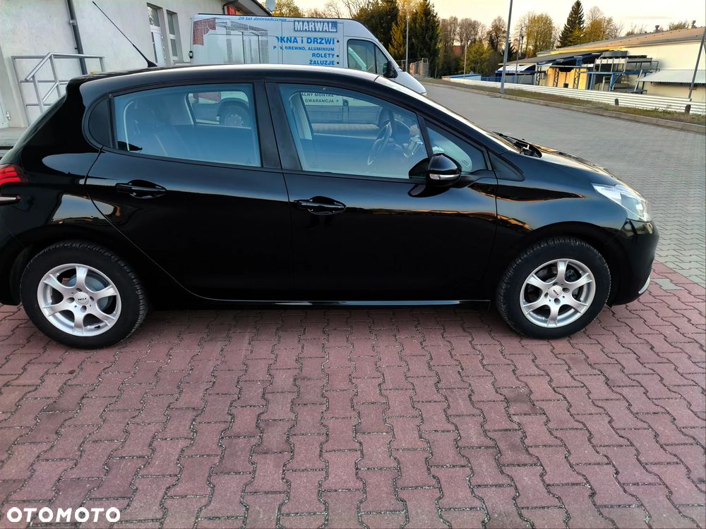 Peugeot 208 PureTech 82 Winter Edition - 14