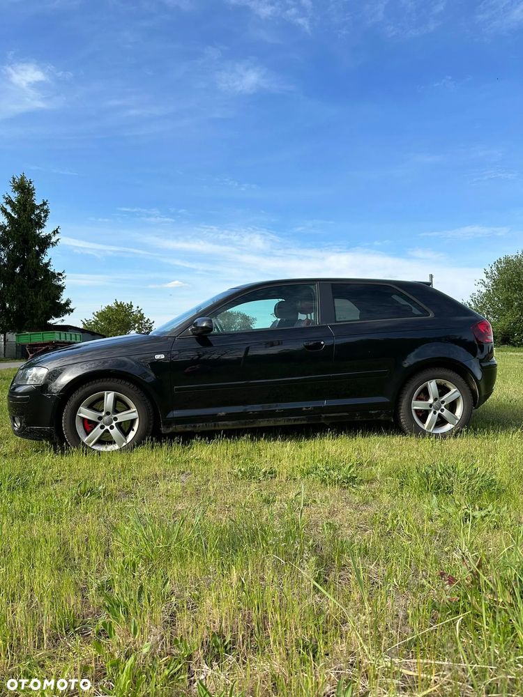 Audi A3 2.0 TDI DPF Quattro Ambition - 2