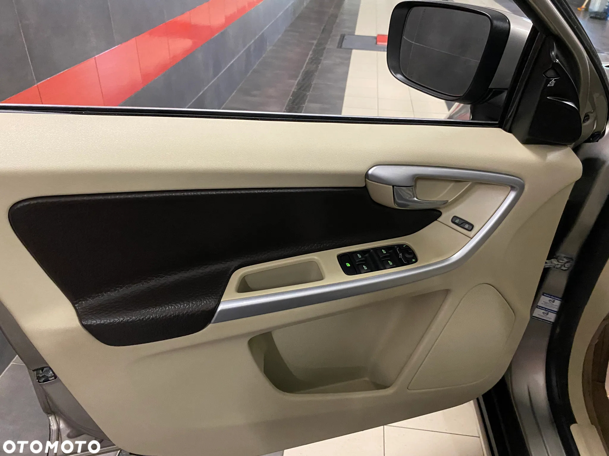 Volvo XC 60 D3 Summum - 19