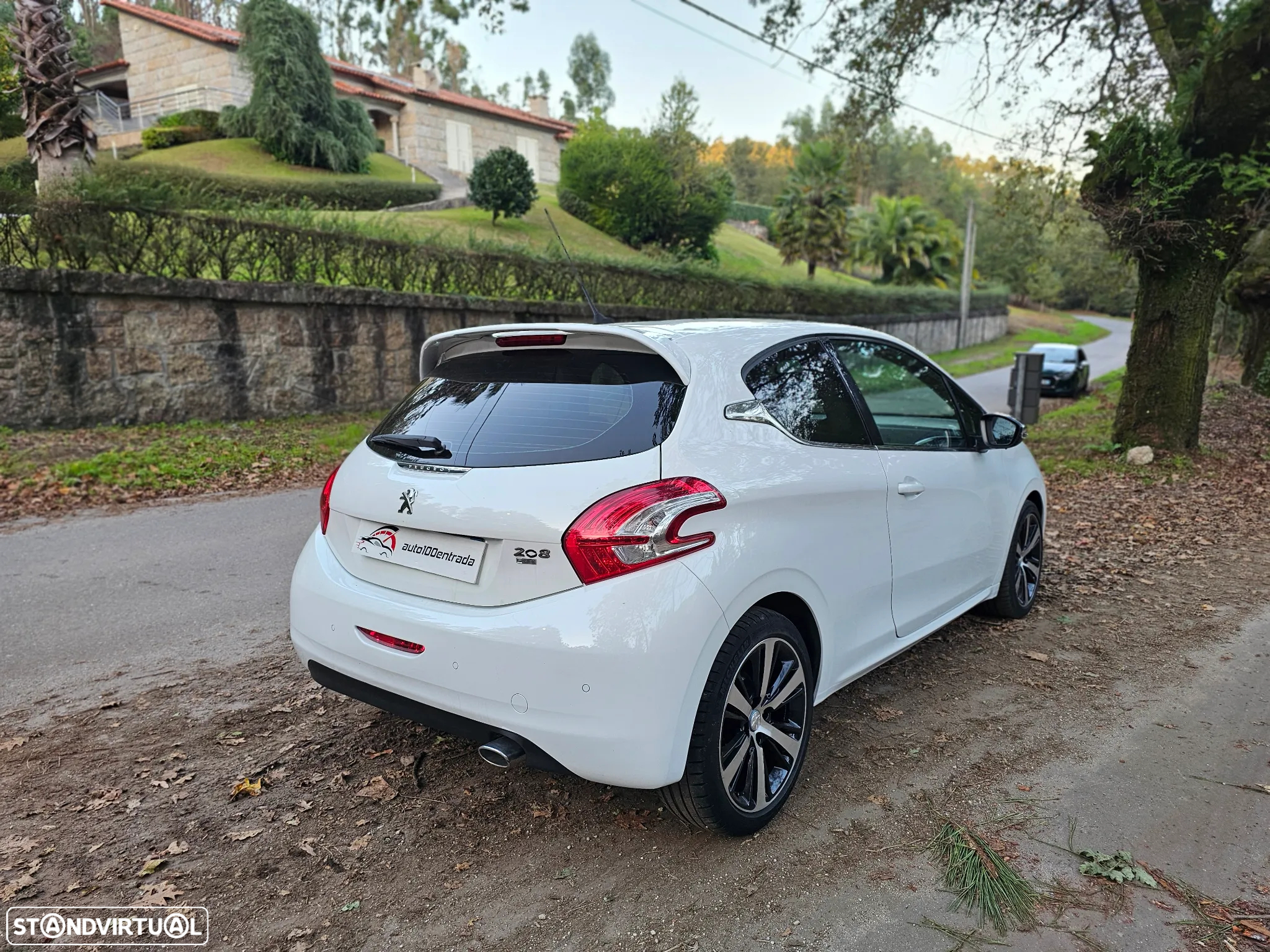 Peugeot 208 1.6 e-HDi Allure - 24