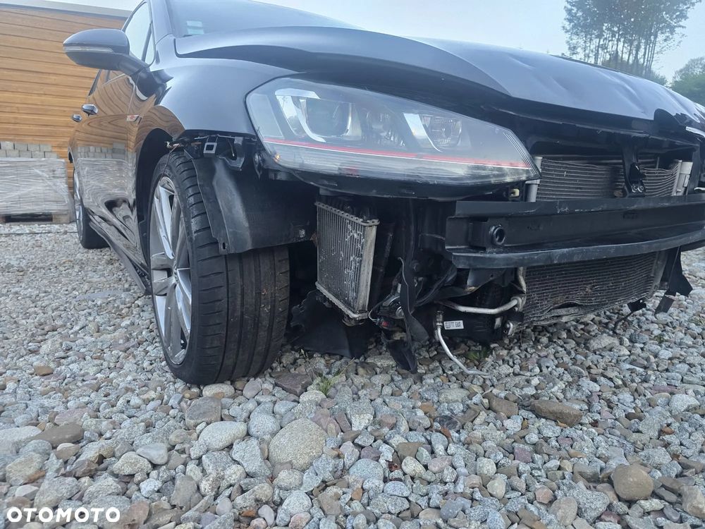 Volkswagen Golf GTI (BlueMotion Technology) DSG - 18