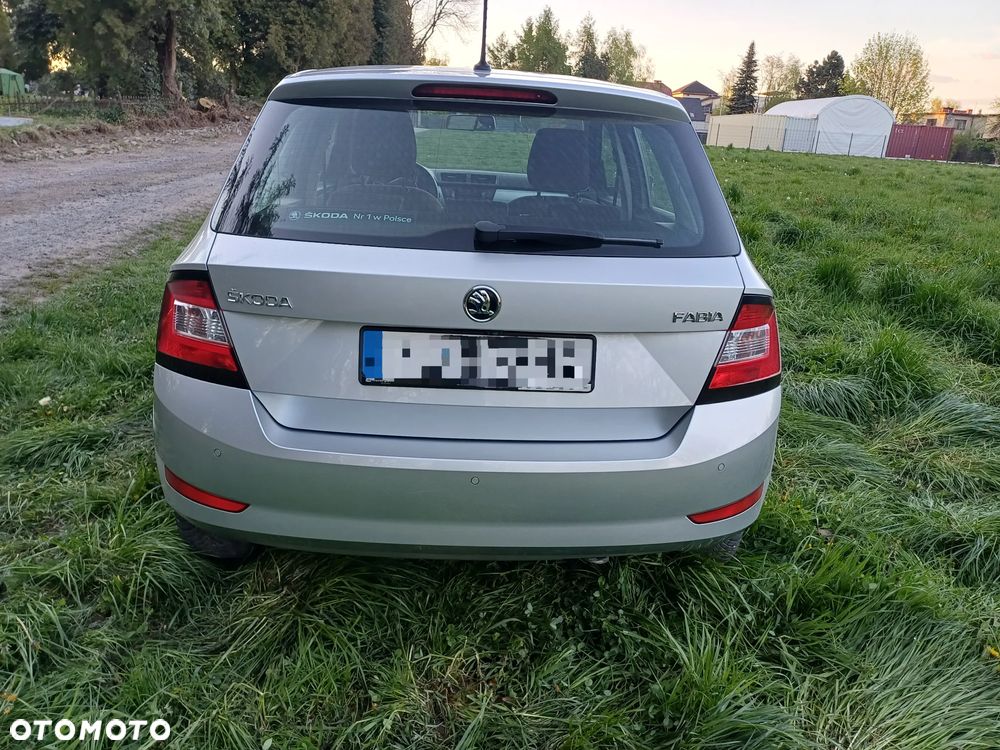 Skoda Fabia 1.0 TSI Ambition - 4