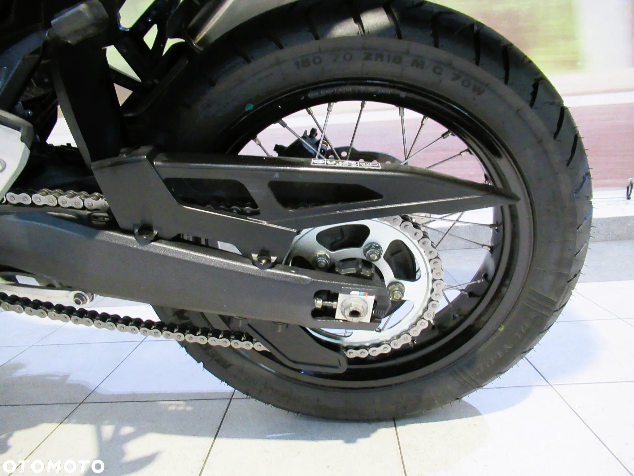 Honda CRF - 33